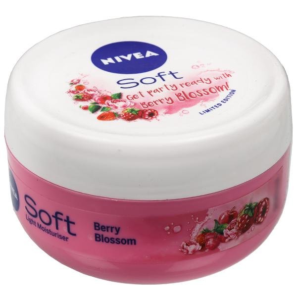 Nivea Soft Berry Blossom 100ml MRP-160/-